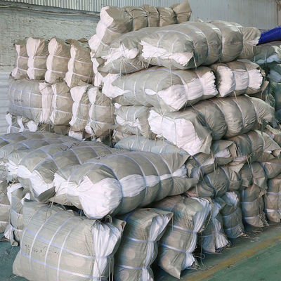 Günstiger Preis 20*20*4 Zoll Sofakissen mit Taschenfederkern für die Sofaproduktion