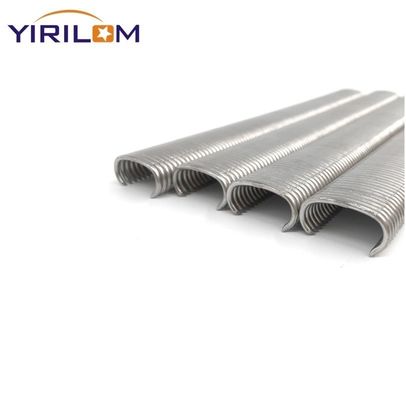 Verzinkte Zinkveredelung Hog Ring Nägel mit 17/18/19/22mm Krone und 6000pcs Verpackung für die Matratzenherstellung